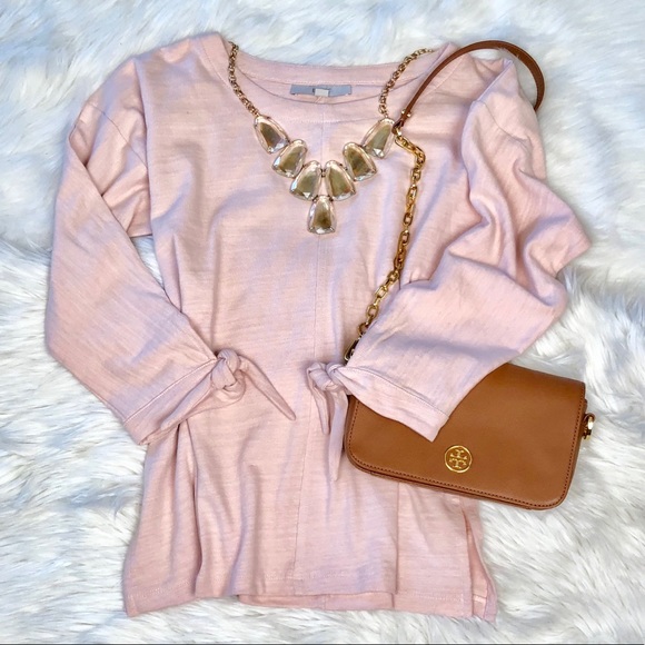 LOFT Tops - Sale 💕 NWT Loft blouse